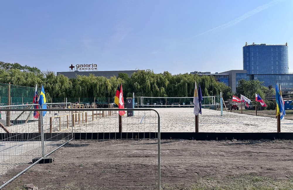 Zdjęcia z budowy Plażowej Strefy w centrum Rzeszowa / fot. RESinet.pl