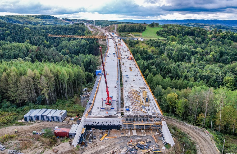 ES-24 na budowie drogi ekspresowej S19 Babica – Jawornik (wrzesień 2026) / fot. GDDKiA