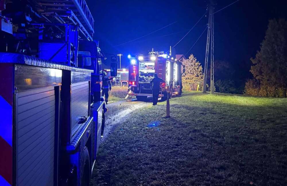 Pożar domu przy ul. Białogórskiej, fot. OSP Rzeszów - Biała
