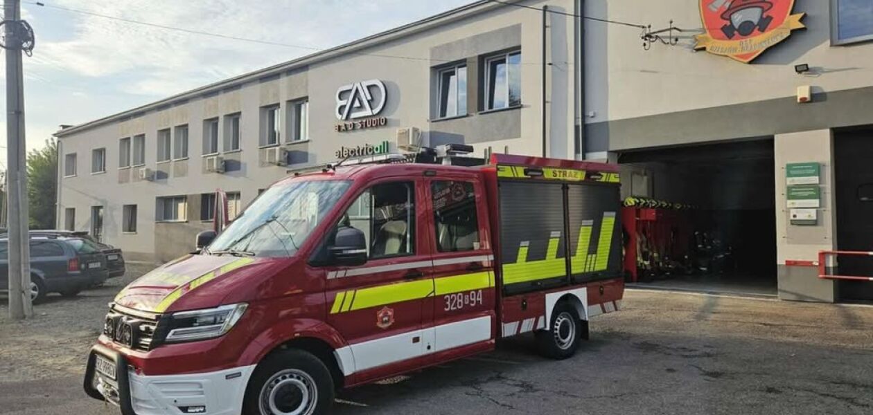 Zdjęcie wozu strażackiego OSP Rzeszów - Drabinianka / fot. UM Rzeszowa