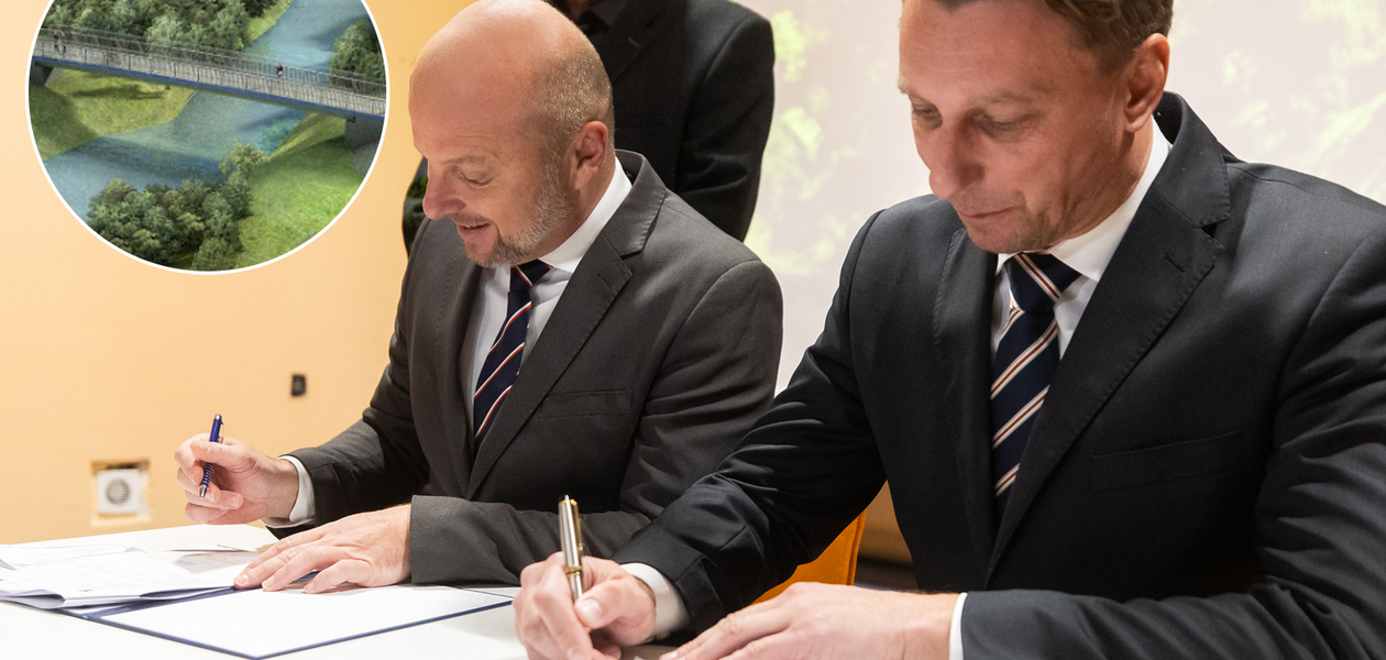 Podpisanie umowy na budowę kładki nad rzeką Strug - fot. Grzegorz Bukała / Urząd Miasta Rzeszowa