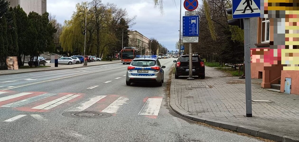Potrącenie na przejściu dla pieszych przy ul. Dąbrowskiego / fot. KMP w Rzeszowie