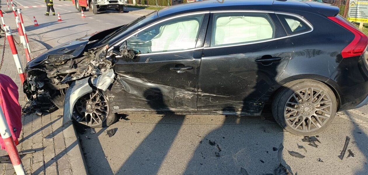 Kolizja w miejscowośći Osiek Jasielski na Podkarpaciu / fot. KPP w Jaśle