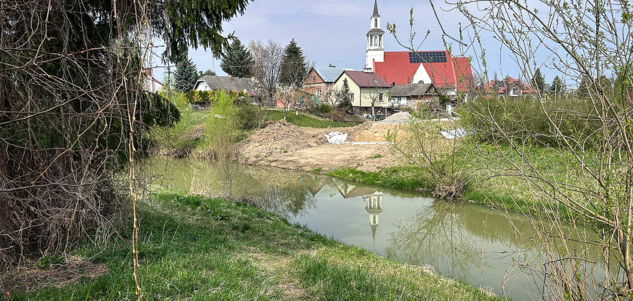 Budowa kładki na osiedlu Drabinianka / fot. RESinet.pl