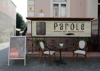 Parole Art Bistro