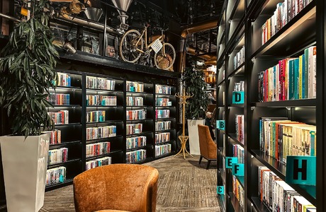 Rzeszów - Biblioteka w Millenium Hall (filia nr 3 WiMBP w Rzeszowie)