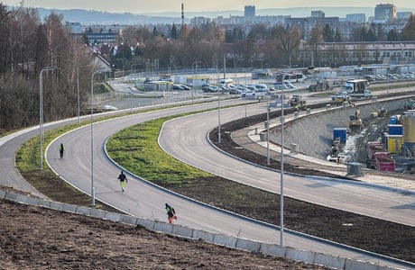 Ostatnie prace na budowie Wisłokostrady - fot. ViC / RESinet.pl