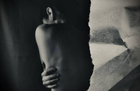Małgorzata Korzecz - Złudny azyl / Materiały prasowe