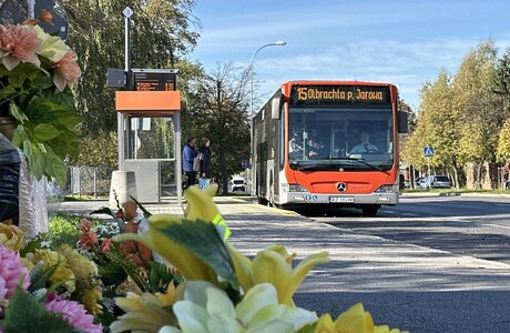 ZNICZ 2026. Rzeszowska komunikacja miejska w okresie Wszystkich Świętych, linie specjalne fot. ViC / Archiwum RESinet.pl