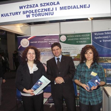 V Podkarpackie Targi Edukacyjne -Hala Podpromie-Rzeszów-9-10.02.2010 - fot 48