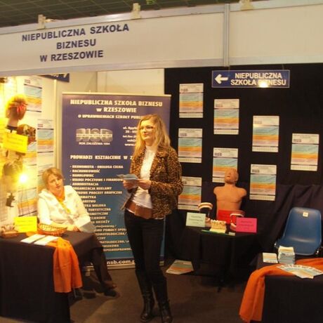 V Podkarpackie Targi Edukacyjne -Hala Podpromie-Rzeszów-9-10.02.2010 - fot 14