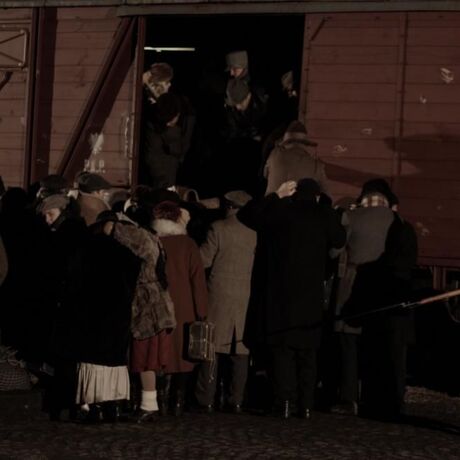 Rekonstrukcja "Na nieludzką ziemię" - Rampa kolejowa - Przemyśl - 28.02.2010 - fot 15