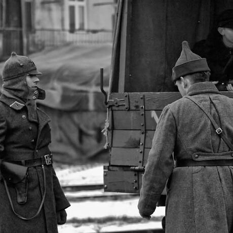"Na nieludzką ziemię"-widowisko historyczno-teatralne-Przemyśl - fot 37