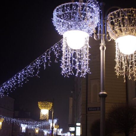 Rzeszów przedświąteczny - Rynek i okolice - Rzeszów - 8.12.2010 - fot 19