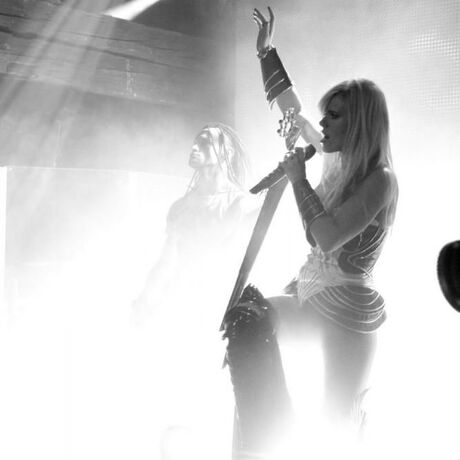 Koncert DODY - Live - Rzeszów - 28.01.2011 - fot 42