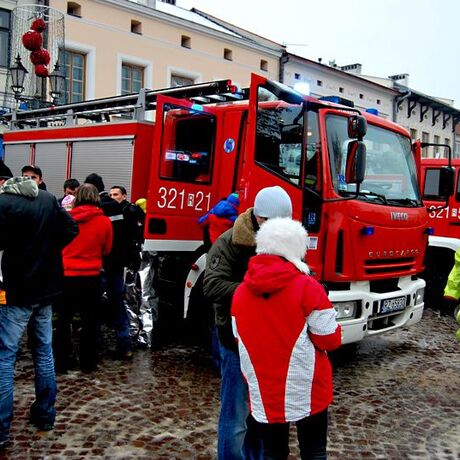 XX Finał WOŚP - Rzeszów - Rynek - 8.01.2012 - fot 26