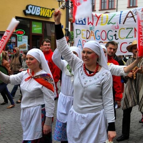 II Podkarpackie Juwenalia - Korowód studencki - fot 66