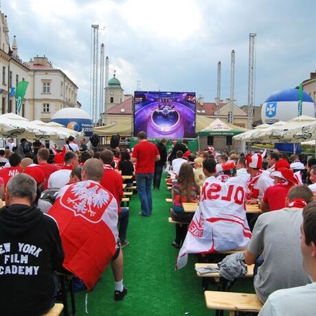 Strefa Kibica na rzeszowskim Rynku - fot 4