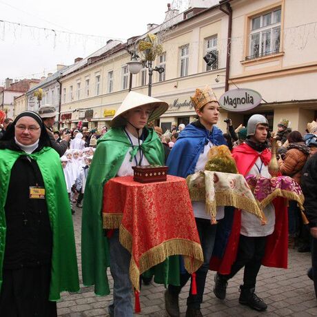 Orszak Trzech Króli Rzeszów 2014 rok - fot 1