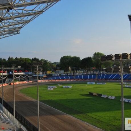 Stadion Miejski w Rzeszowie - fot 8