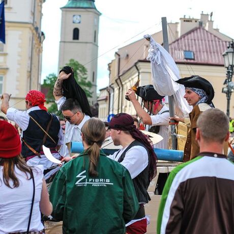 Juwenalia 2014 - Studencki Korowód na Rynku - fot 2