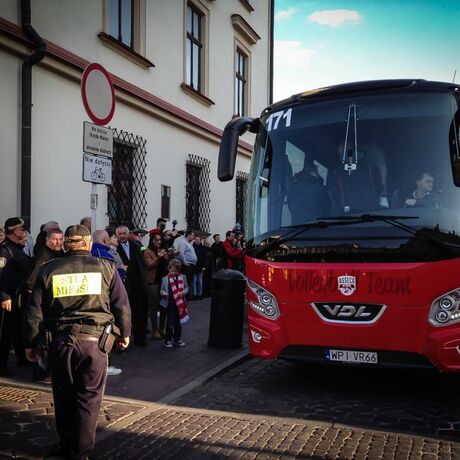 Asseco Resovia Mistrzem Polski. Feta na rynku - fot 18