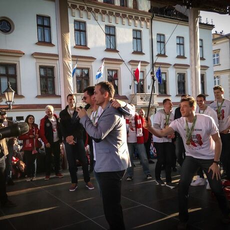 Asseco Resovia Mistrzem Polski. Feta na rynku - fot 27