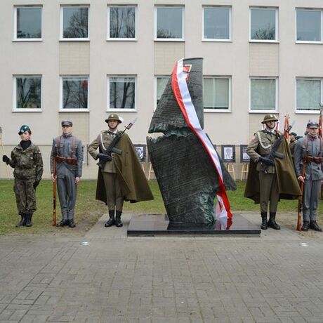 Odsłonięcie pomnika smoleńskiego - fot 21