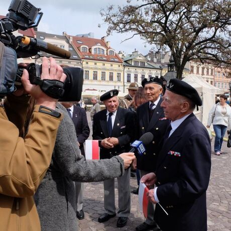 Święto Flagi w Rzesowie - fot 12