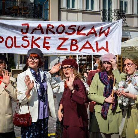 XXIII Rzeszowskie Juwenalia: Korowód na Rynku - fot 21
