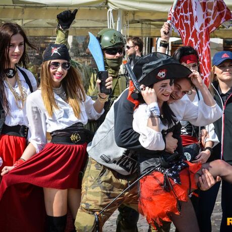 XXIII Rzeszowskie Juwenalia: Korowód na Rynku - fot 17