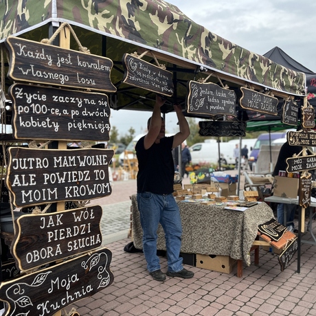 Podkarpacki Bazarek w Parku Papieskim - fot 14