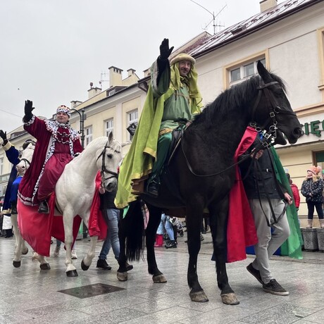 Orszak Trzech Króli na ulicach Rzeszowa 2024 - fot 1