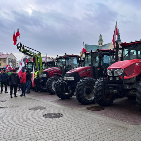 Protest rolników przed Urzędem Wojewódzkim w Rzeszowie - fot 12