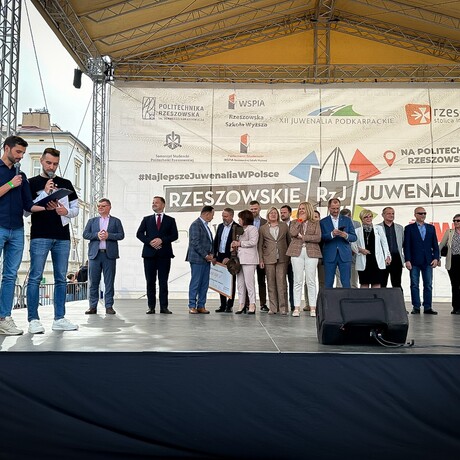 Rzeszów - 29. Rzeszowskie Juwenalia. Studencki korowód - fot 54