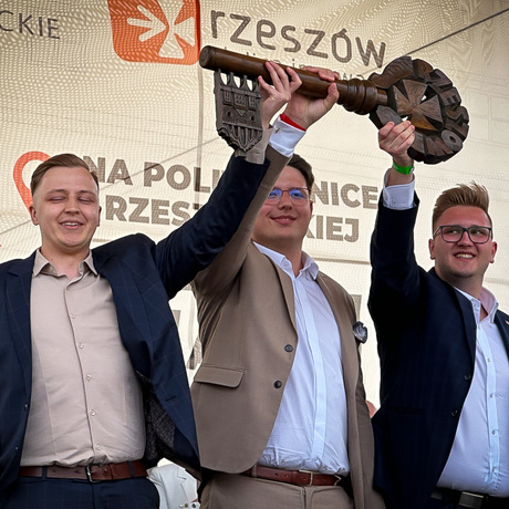 Rzeszów - 29. Rzeszowskie Juwenalia. Studencki korowód - fot 64