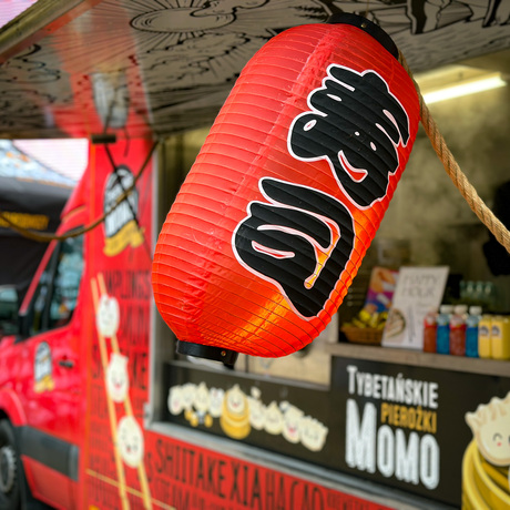 Rzeszów - Żarciowozy - zlot food trucków w Millenieum Hall - fot 2