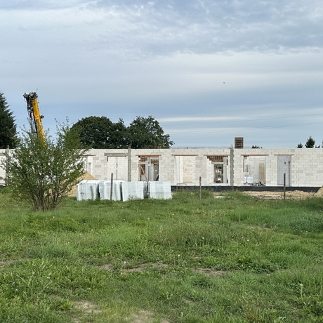 Rzeszów - Budowa żłobka przy ul. Jachowicza na osiedlu Drabinianka [Sierpień 2024] - fot 2