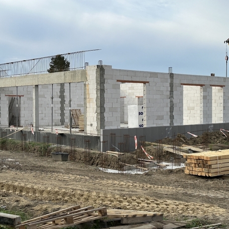 Rzeszów - Budowa żłobka przy ul. Jachowicza na osiedlu Drabinianka [Sierpień 2024] - fot 7