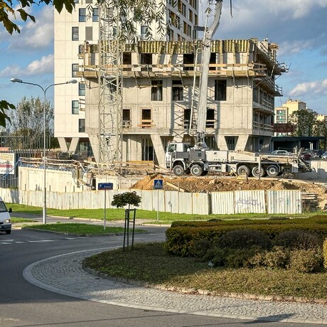 Rzeszów - II etap budowy kompleksu KrakoVska w Rzeszowie [październik 2024] - fot 8