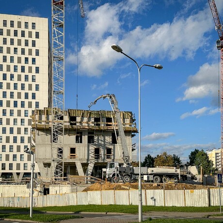 Rzeszów - II etap budowy kompleksu KrakoVska w Rzeszowie [październik 2024] - fot 9