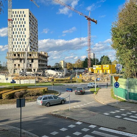 Rzeszów - II etap budowy kompleksu KrakoVska w Rzeszowie [październik 2024] - fot 16
