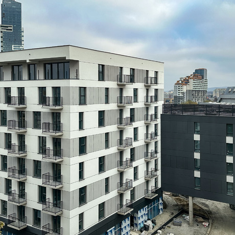Rzeszów - Budowa Capital Towers Residence w sąsiedztwie hali Podpromie [listopad 2024] - fot 1