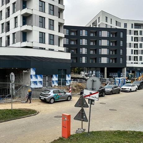 Rzeszów - Budowa Capital Towers Residence w sąsiedztwie hali Podpromie [listopad 2024] - fot 31