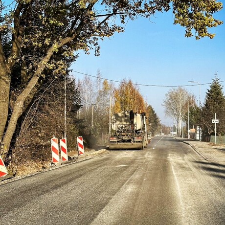 Rzeszów - Przebudowa ul. Załęskiej na finiszu [listopad 2024] - fot 7