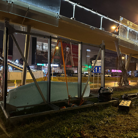Rzeszów - Wieczorne zdjęcia z remontu kładki im. WOŚP w Rzeszowie - fot 15