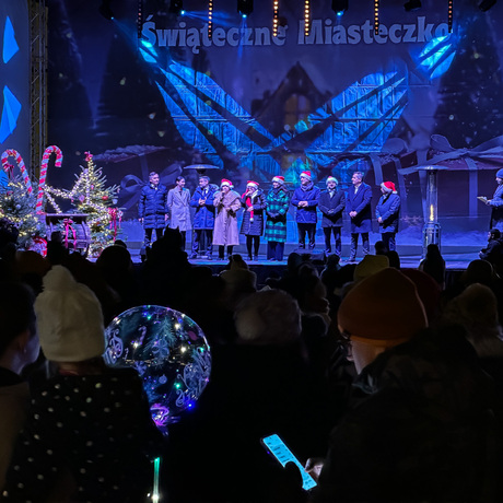 Rzeszów - Otwarcie Świątecznego Miasteczka - 6.12.2024 - fot 27
