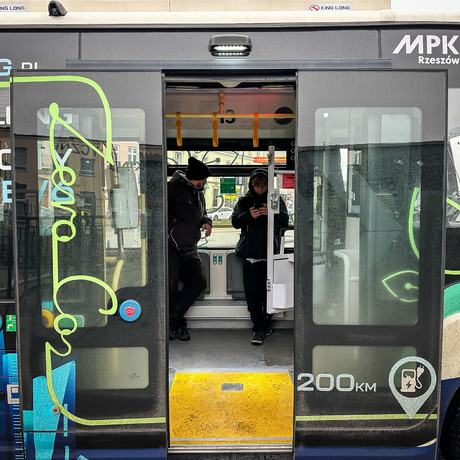 Rzeszów - Testy nowego autobusu elektrycznego na pilotażowej linii nr 50 - fot 7