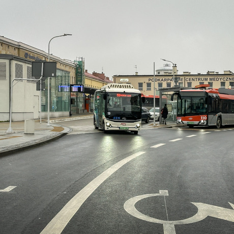Rzeszów - Testy nowego autobusu elektrycznego na pilotażowej linii nr 50 - fot 12