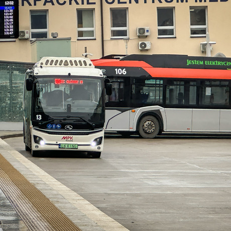 Rzeszów - Testy nowego autobusu elektrycznego na pilotażowej linii nr 50 - fot 17